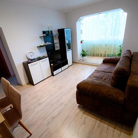 Alice Apartment 阿拉德 外观 照片